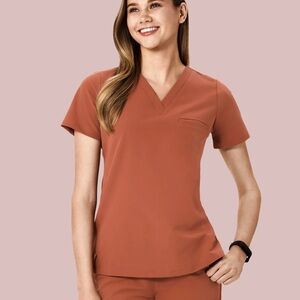 Mandala scrub one pocket top